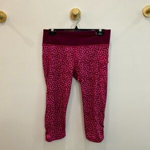 Lululemon capri leggings size 8